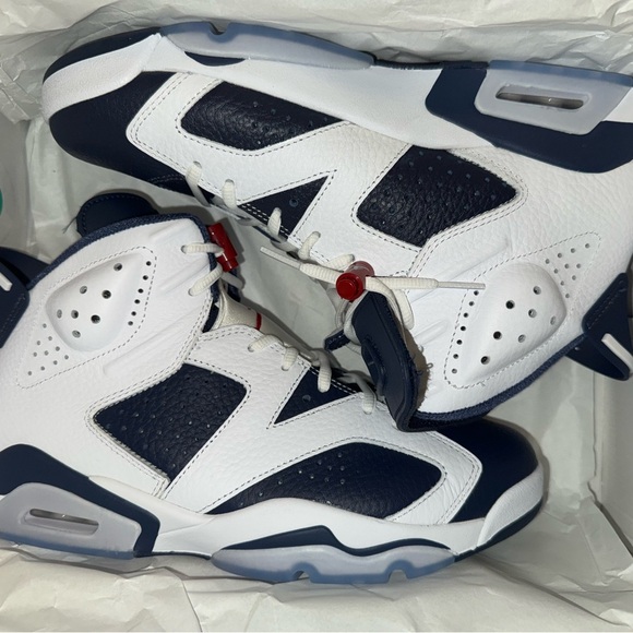 Brand New Air Jordan 6 Retro Olympic Size 9.5 - Picture 1 of 8